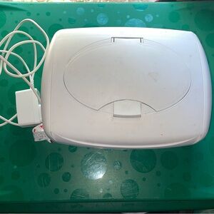 White Electronic Device